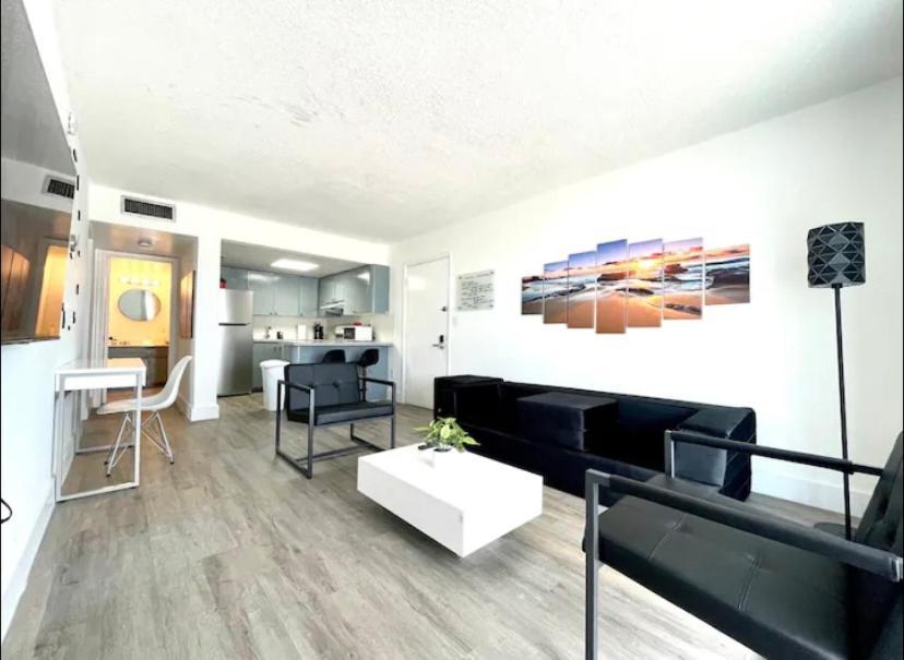 Miami International Airport 2 Aparthotel ภายนอก รูปภาพ